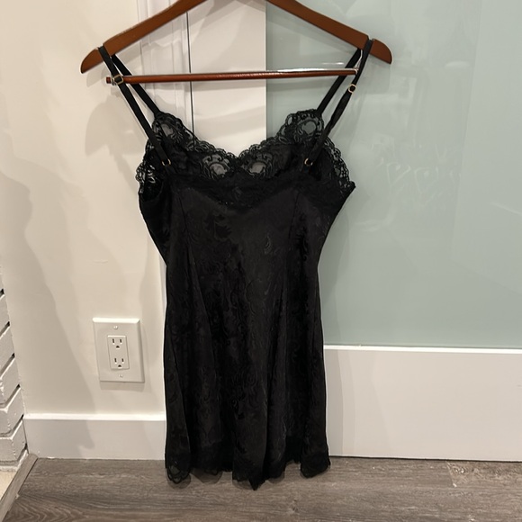 Vintage black lace dress - Picture 2 of 3